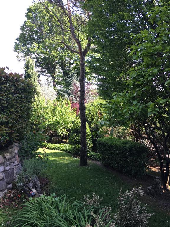 Il Pioppo Antico Apartman Viggiù Kültér fotó